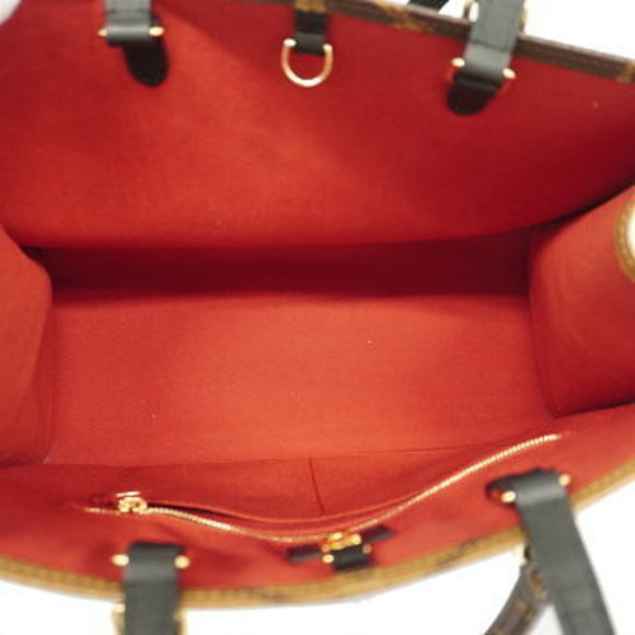 Louis Vuitton Monogram Giant On The Go MM Shoulder Bag - Picture 4 of 7